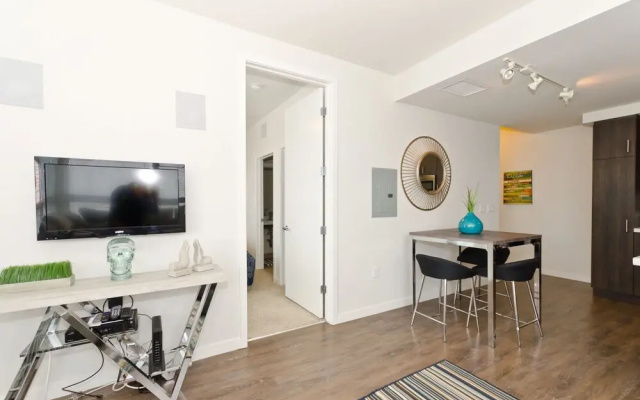 Luxury Downtown LA 3BD Convention Suite