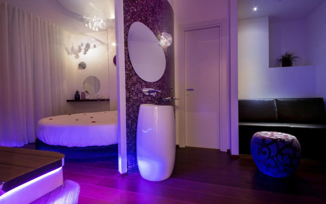 Suite Sistina For Brave Lovers