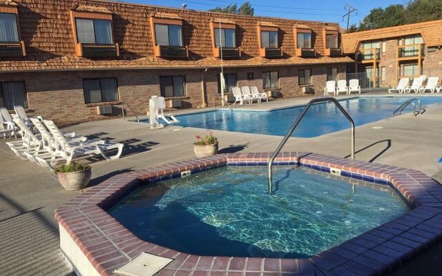 FairBridge Hotel & Conference Center Yakima