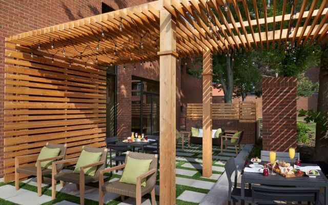 Hilton Mississauga/Meadowvale