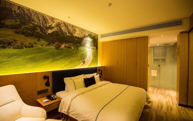 Spring Posh Roadsun International Hotel & Resort