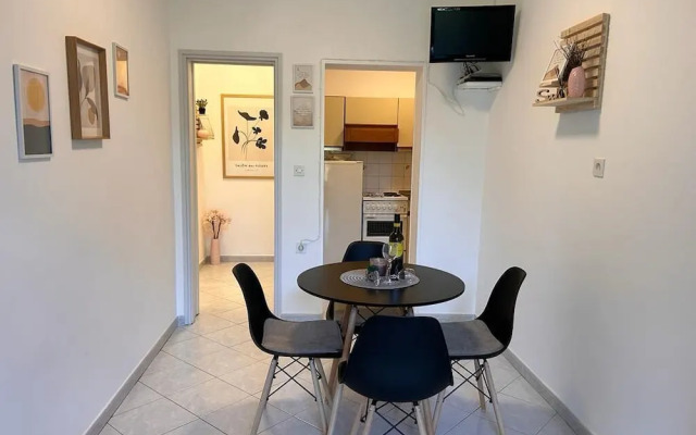 Apartment 650