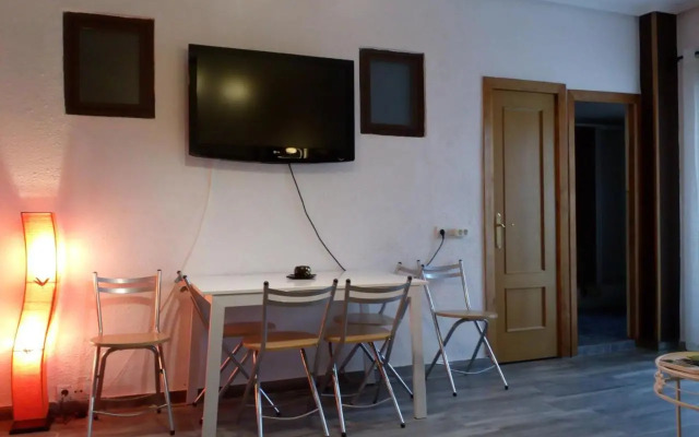 Lola Apartment Encorts