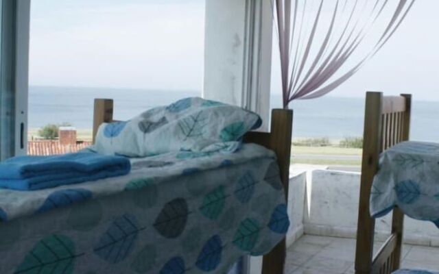 Mansa Beach Hostel