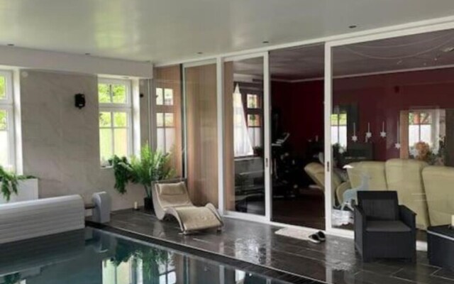 Haus mit Pool Großschönau