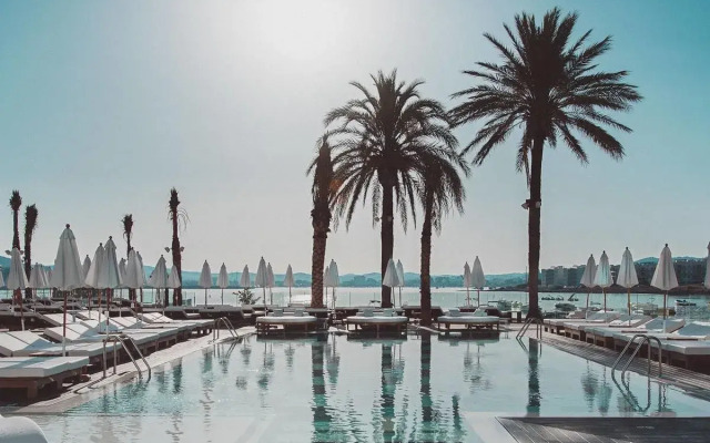 Отель Amare Beach Hotel Ibiza