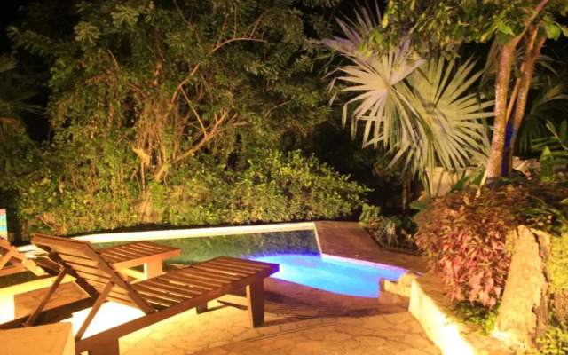 Hierba Buena Eco Hostel