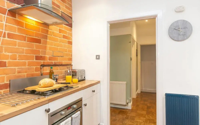 3 Bedroom House with Parking Bournemouth