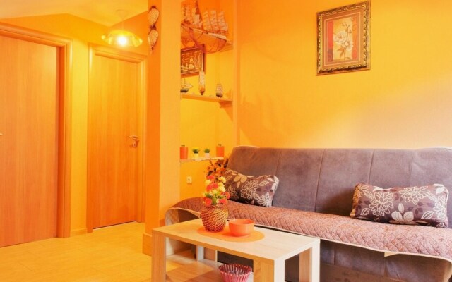 Sea View Cozy Flat 1 Min to Beach in Montenegro
