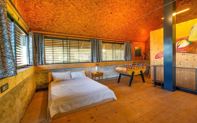 Beautiful Home in Tolmin With Jacuzzi, Wifi and 1 Bedrooms