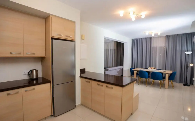 Bay View Gardens Apt 1