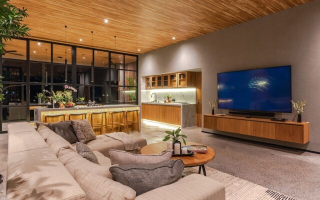 Sea View Beach Estate
