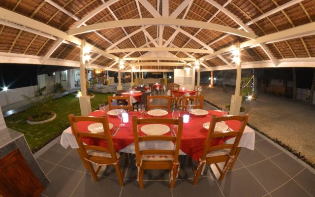 Lanas Beach Resort