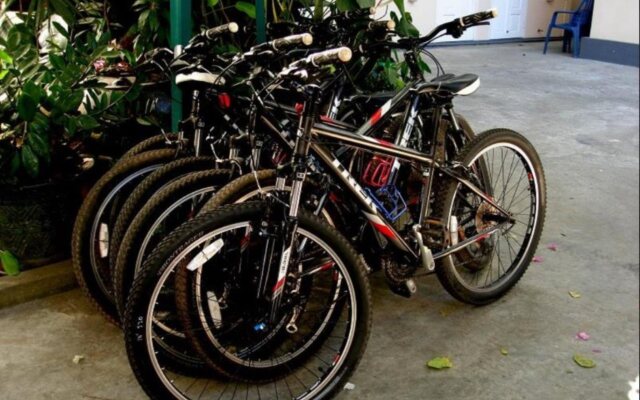 Bike World Explores Myanmar Inn