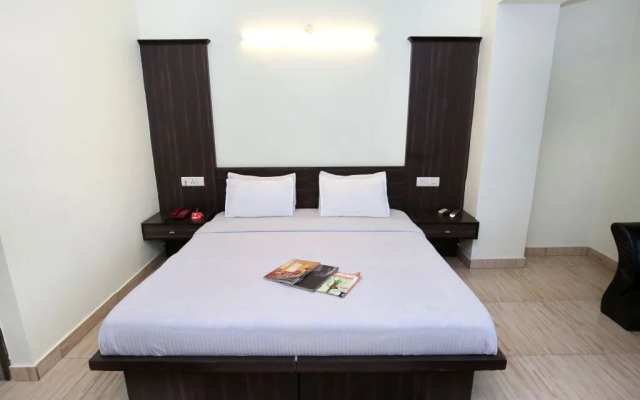 Trumpets Hotel by OYO Rooms