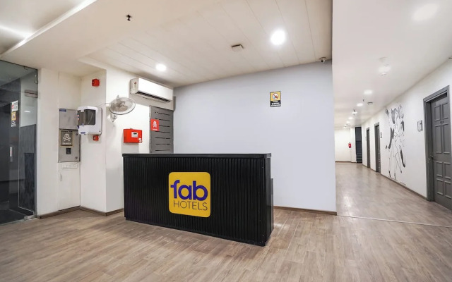 Fabhotel Royale 49