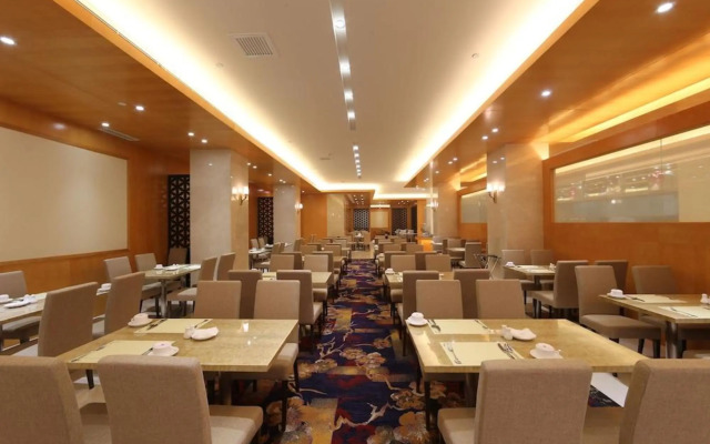 Aurum International Hotel