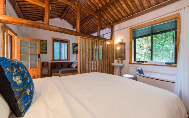 Tong Lu Ye Du Li Cun