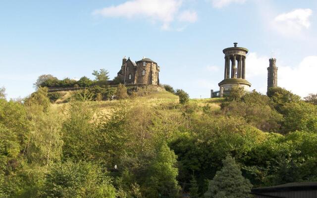 Calton Hill Apartment