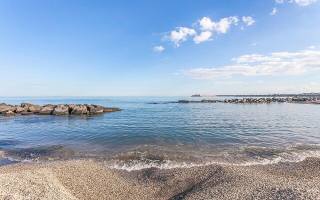 Awesome Apartment in Catania With Wifi and 2 Bedrooms