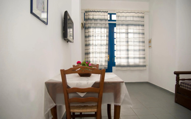 Erato Apartments