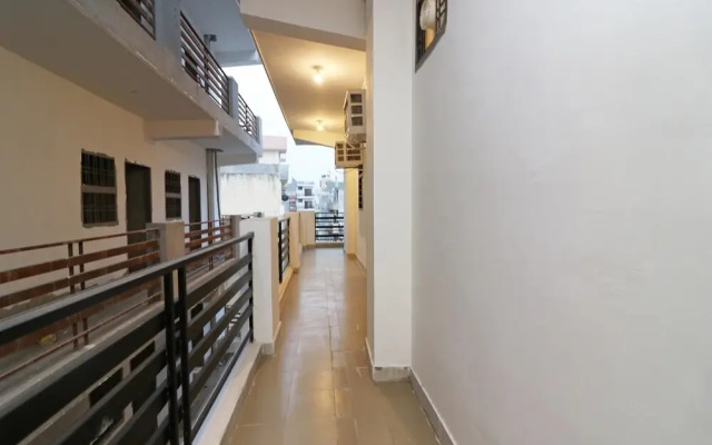 OYO Flagship 26898 Galleria