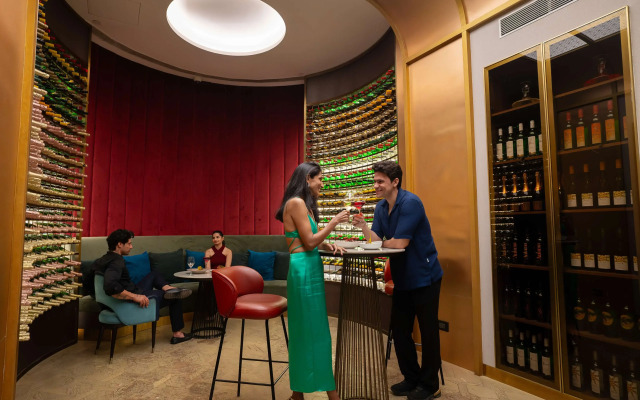 Radisson Blu Hotel & Spa, Nashik
