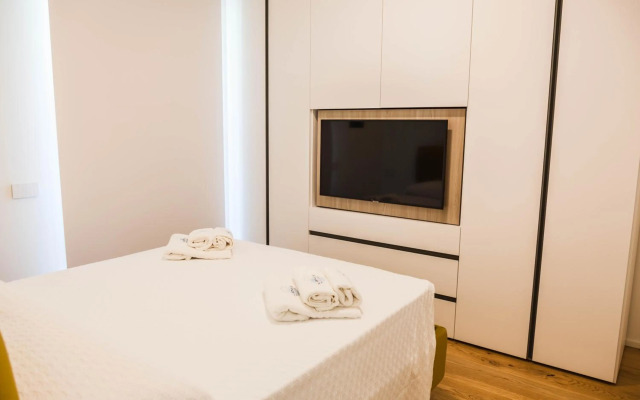 Calabona's promenade apartment