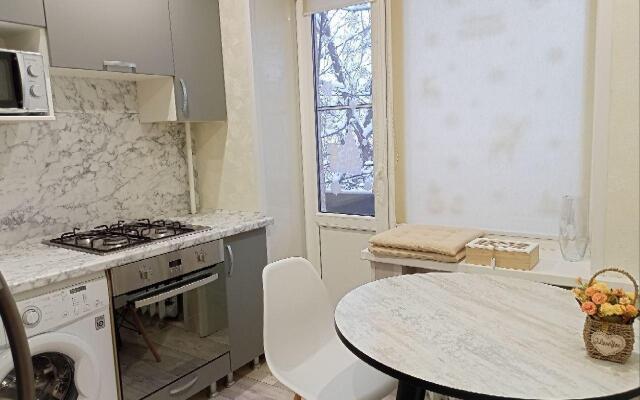 Apartments on Savushkina street 37 k2