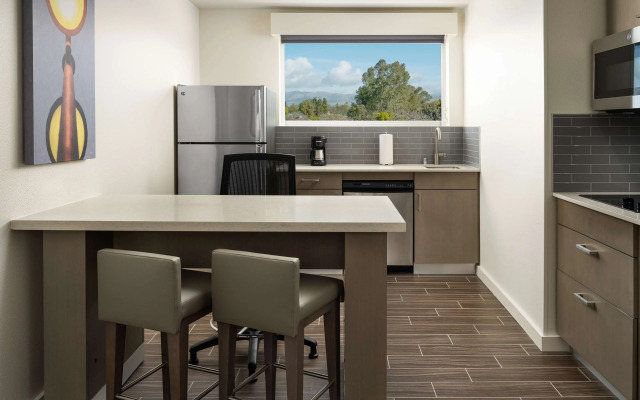 Hyatt House San Jose Airport