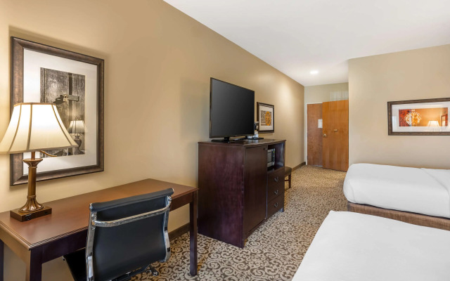 Best Western Plus Intercourse Village Inn & Suites