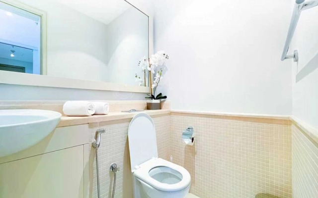 Amazing 1BR APT Downtown