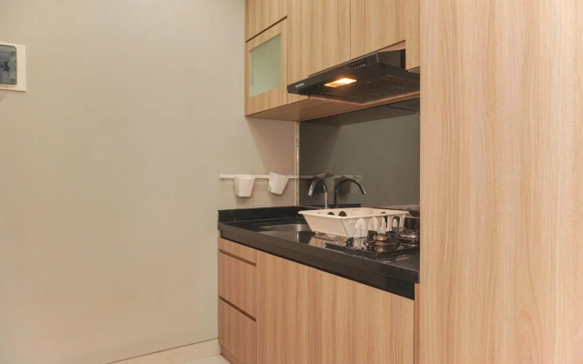Homey And Warm 1Br At Ciputra International Apartment