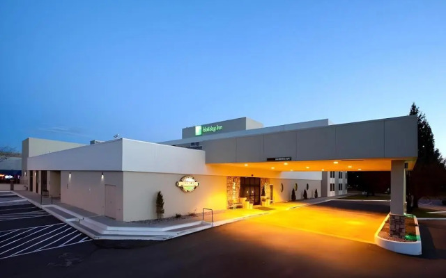 Ramada Plaza by Wyndham Sheridan Hotel & Convention Center