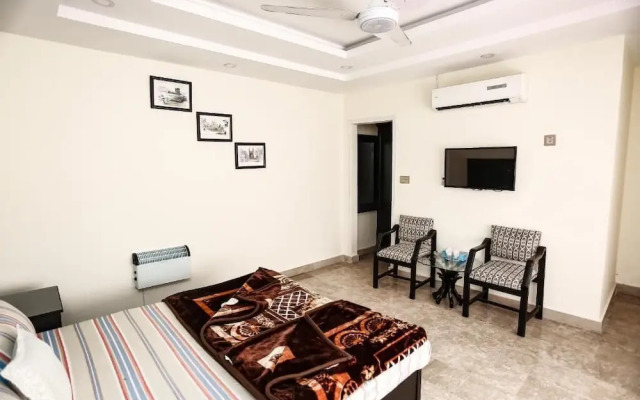 Thikana Hotel