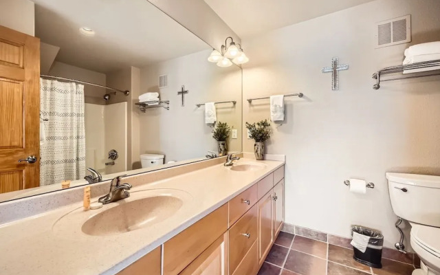 5959 Hidden River Lodge 2 Bedroom Condo