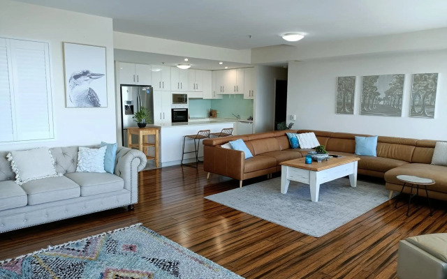 Grand Apartments
