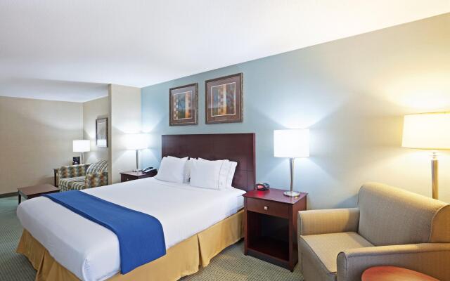 Holiday Inn Express & Suites Meriden by IHG