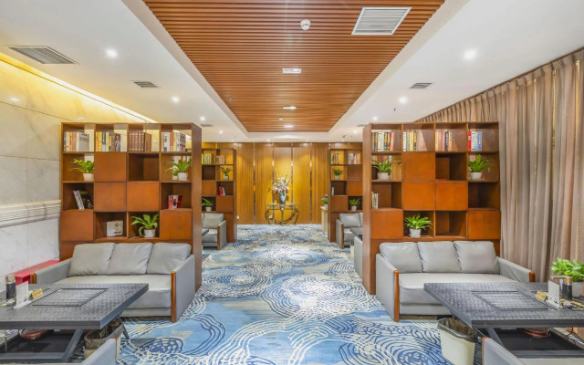 Luoyang Aviation Hotel