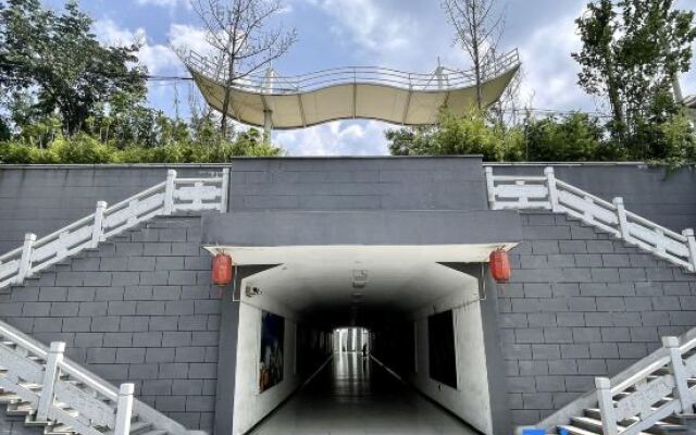 Shaanxi Dijian Nanshan (Huashan) Hot Spring Hotel