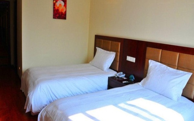 GreenTree Inn Wuxi New District North Changjiang Road Jincheng Road Express Hotel – Guest Rooms – Wuxi