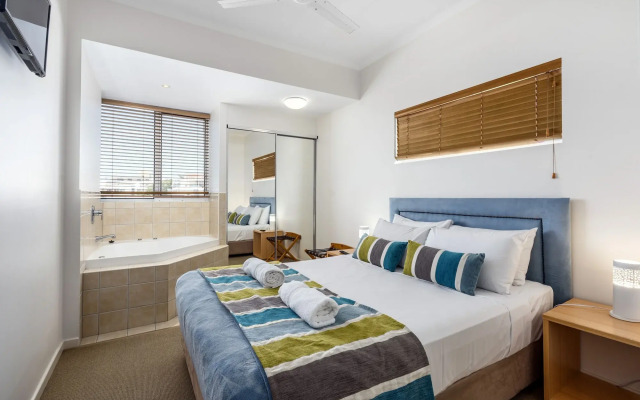 Rolling Surf Resort