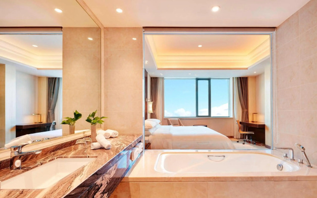 Sheraton Harbin Xiangfang Hotel