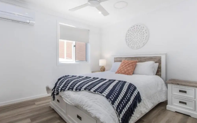The Laneway Villas – Guest Rooms – Gold Coast