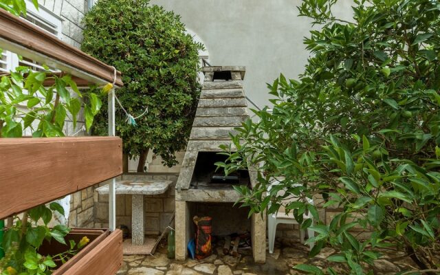 Apartment Petar