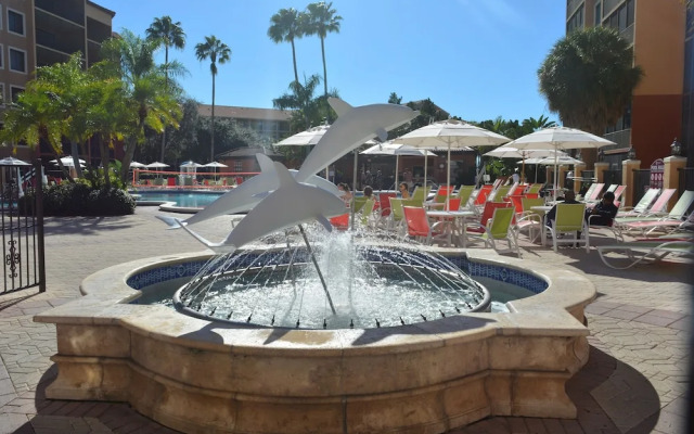 Beautiful Condo Near Universal Studios
