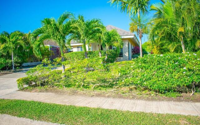 Ocho Rios Villa at The Palms VI