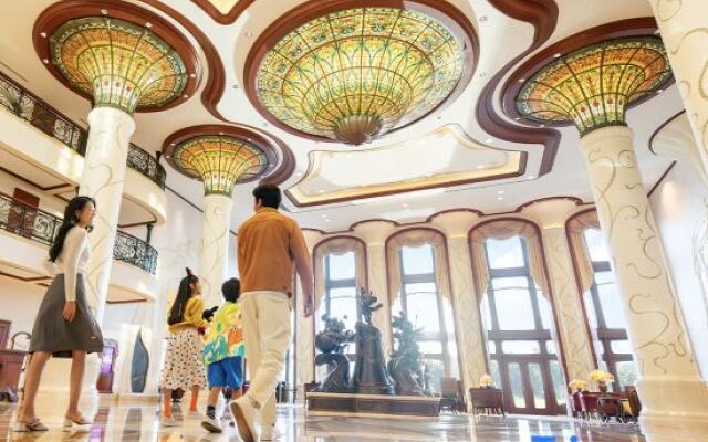 Shanghai Disneyland Hotel 