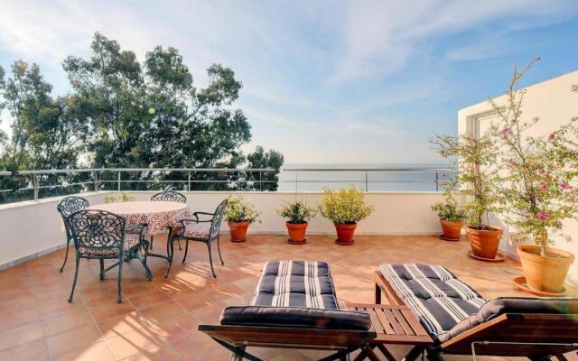 Apartment Boulevard 305