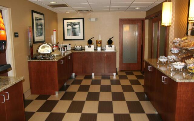 Hampton Inn Hillsville